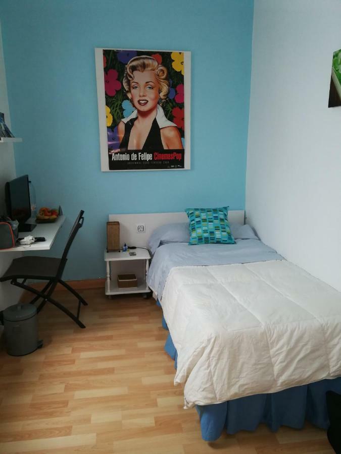 Habitacion Junto Torres Serranos 발렌시아 객실 사진
